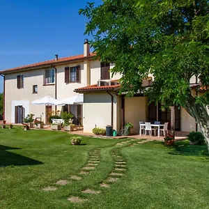 Alloggio per agriturismo Il Poggiolo Italia